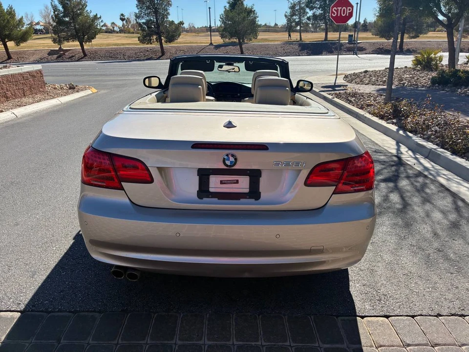 2013 BMW E93 3 Series Convertible - Image 7 of 11