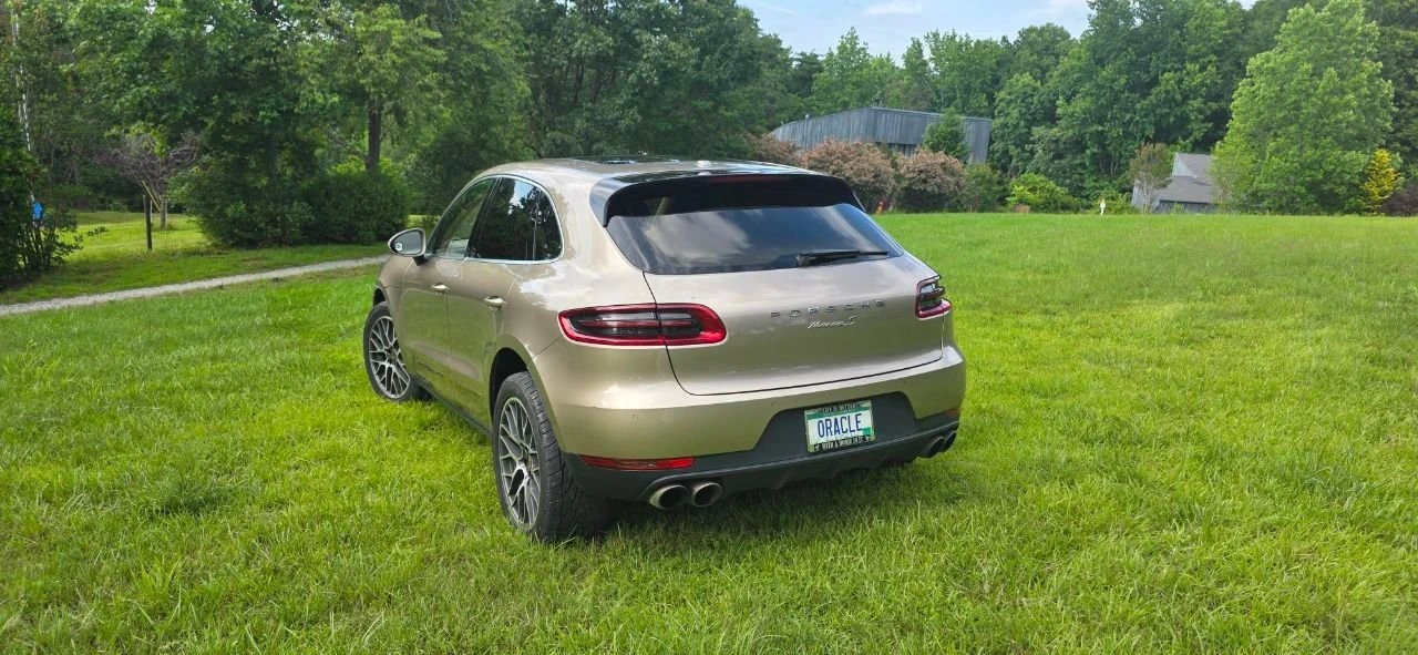 2016 Porsche Macan S - Image 17 of 18