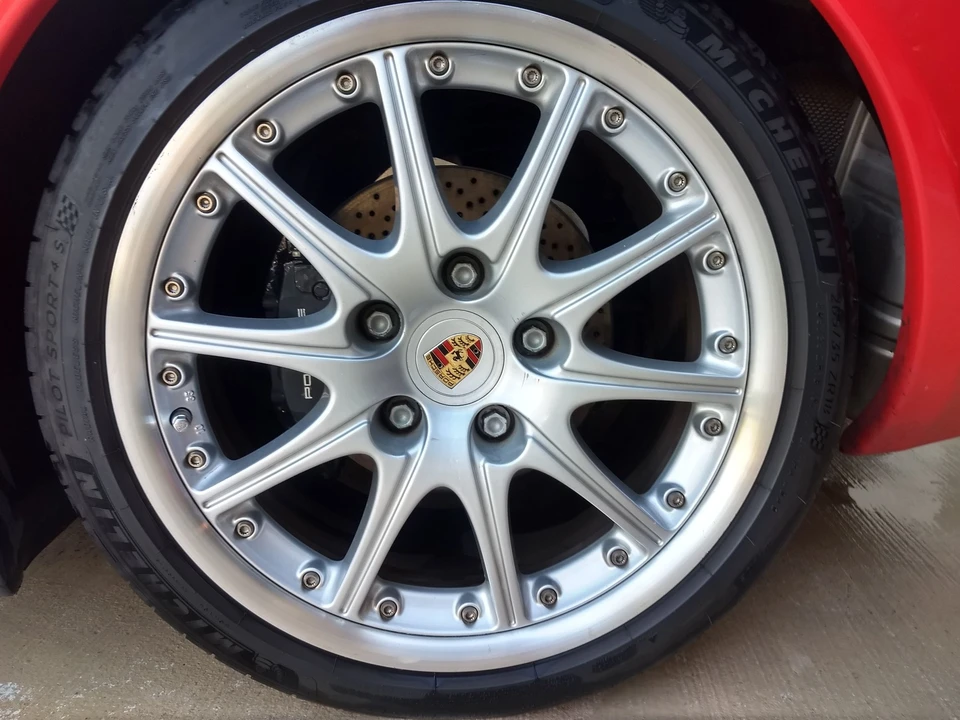 1999 Porsche 996 Carrera - Image 16 of 31
