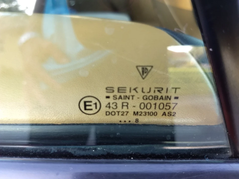 1999 Porsche 996 Carrera - Image 17 of 31