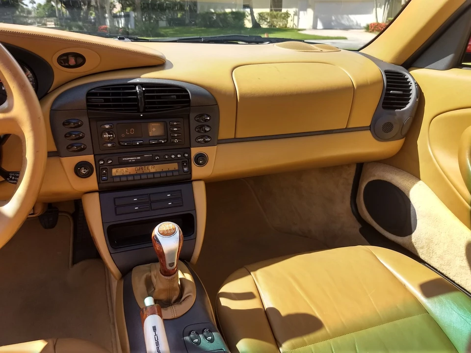 1999 Porsche 996 Carrera - Image 20 of 31