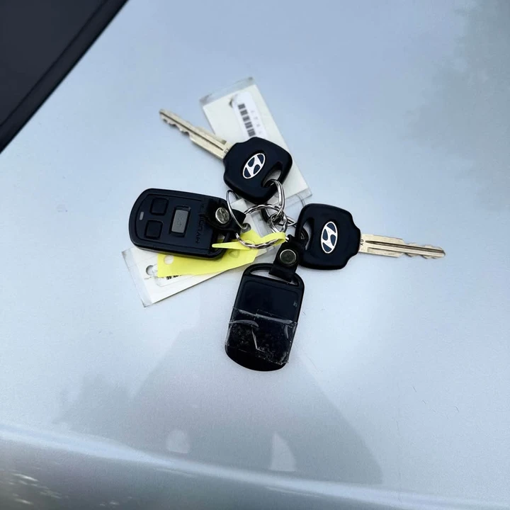 Hyundai Azera - Image 10 of 10
