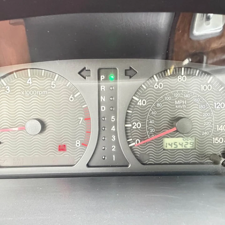 Hyundai Azera - Image 9 of 10