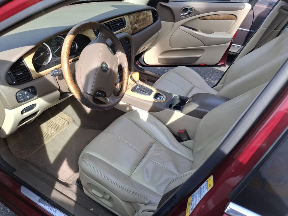 2005 Jaguar S-Type 2nd Gen - Image 9 of 14