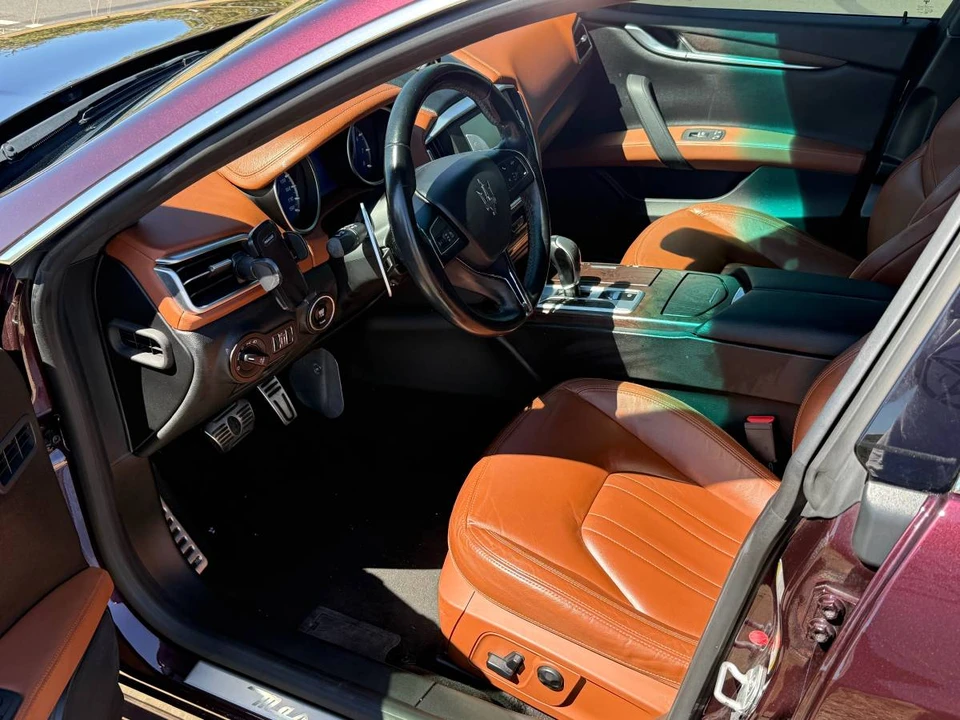 2014 Maserati Ghibli 3rd Gen - Image 11 of 21