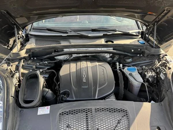 2018 Porsche Macan - Image 3 of 7