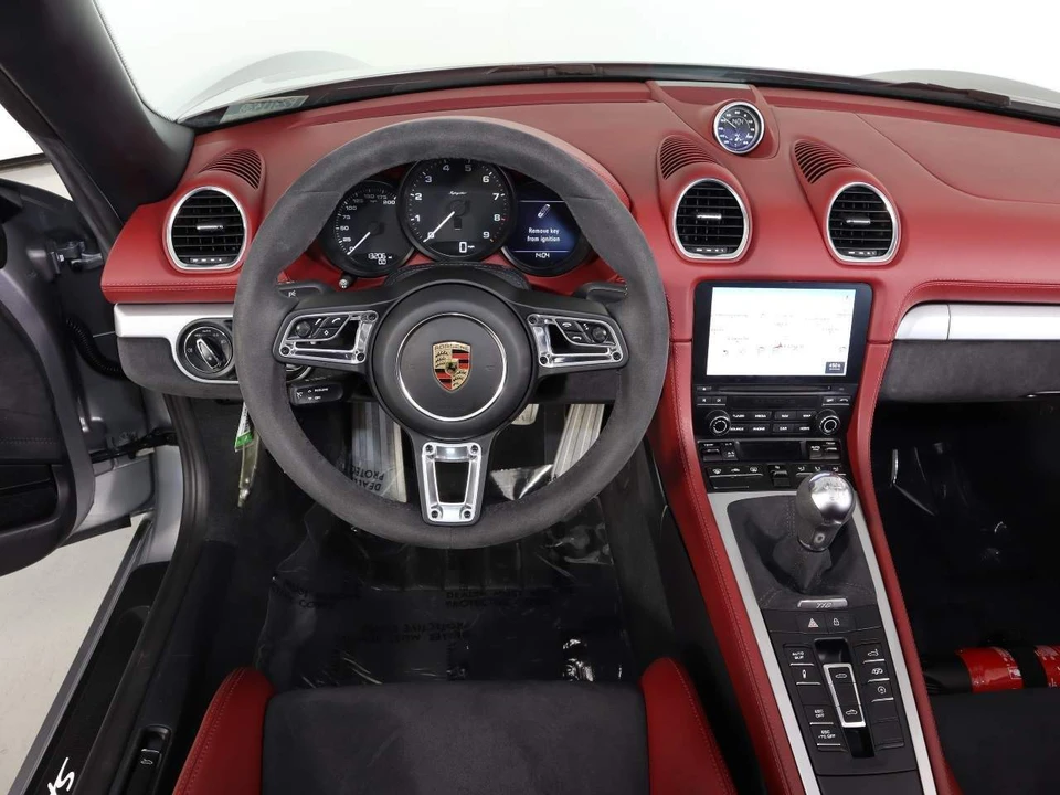 2020 Porsche 718 Boxster Spyder - Image 6 of 8