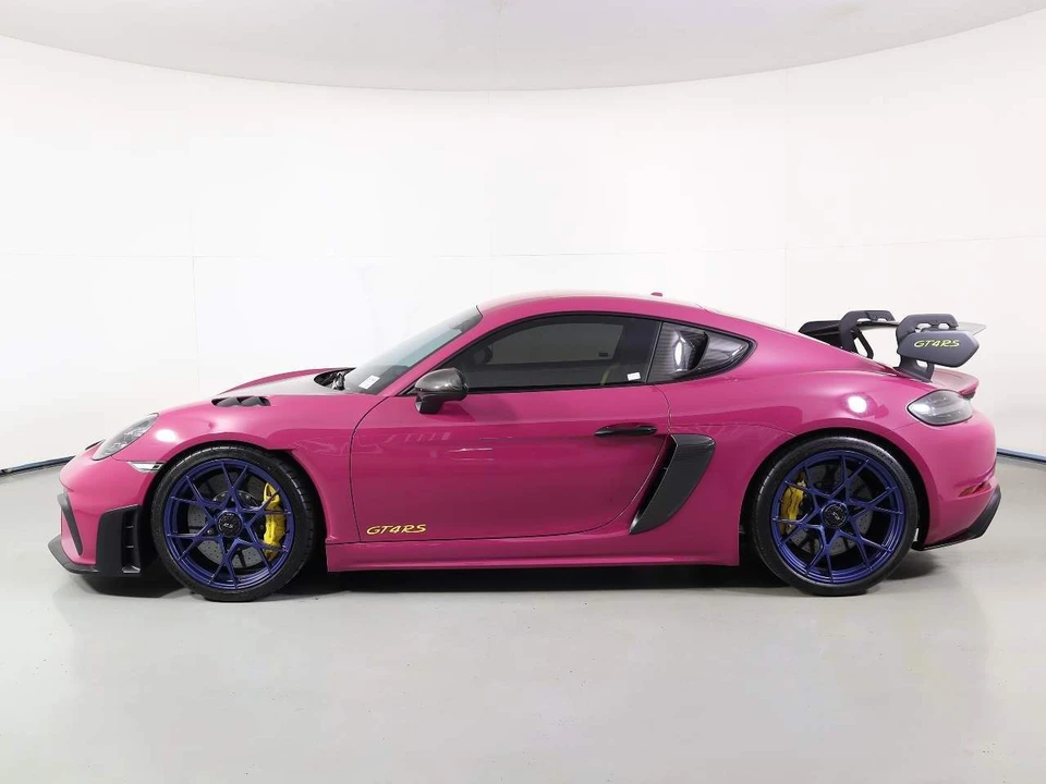 2024 Porsche - Image 2 of 9