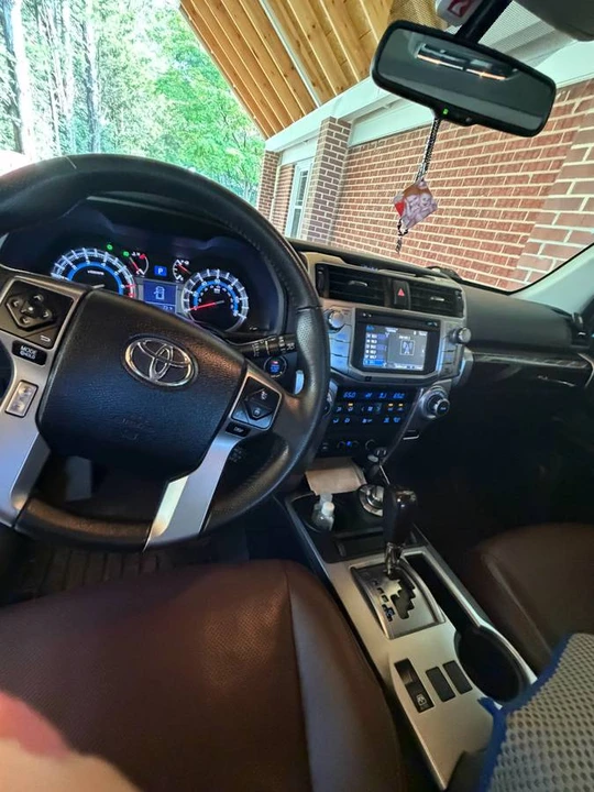 2016 Toyota 4Runner 5th Gen - Image 12 of 16