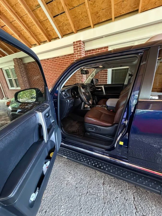 2016 Toyota 4Runner 5th Gen - Image 9 of 16