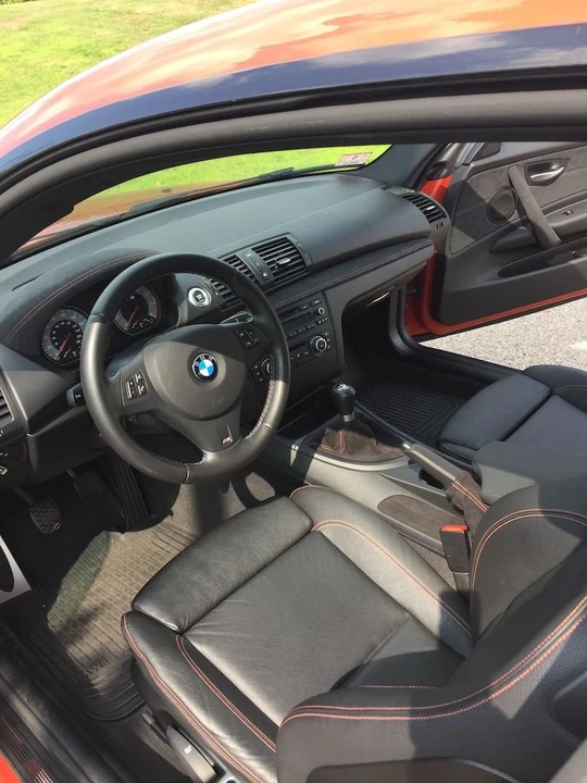 2011 BMW 1M - Image 10 of 10
