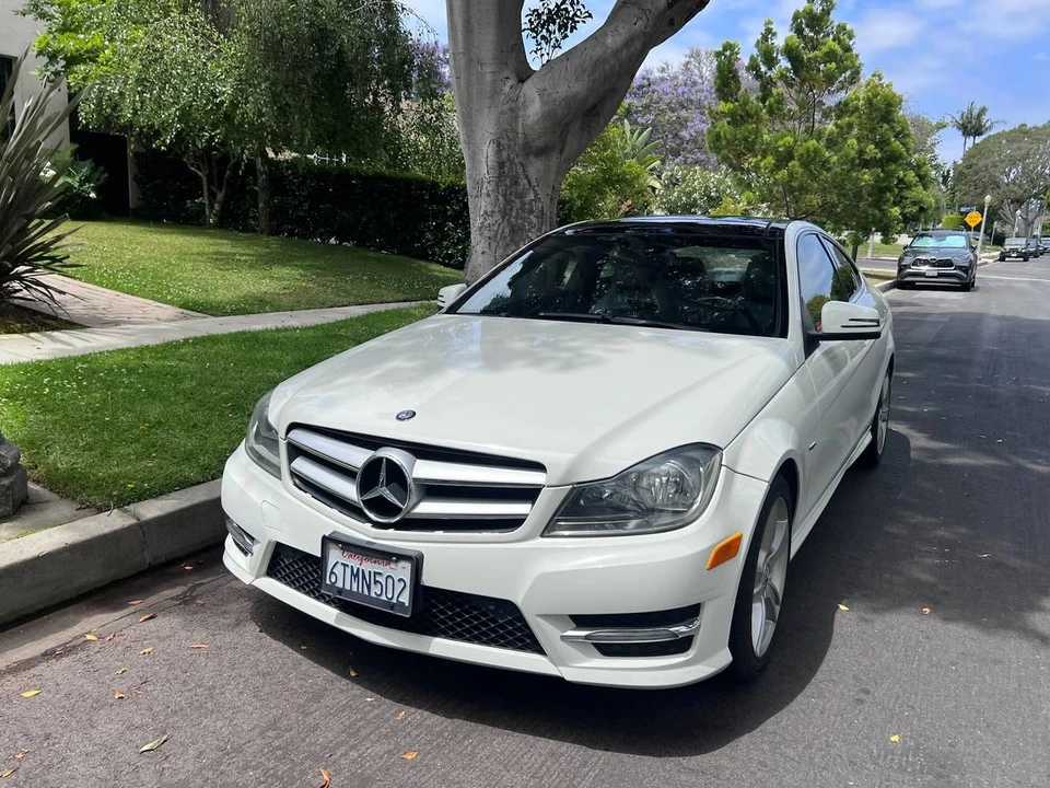 2012 Mercedes-Benz W204 C-Class - Image 7 of 24