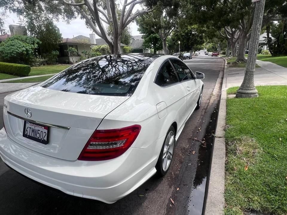 2012 Mercedes-Benz W204 C-Class - Image 5 of 24