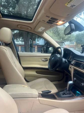 2011 BMW E90 3 Series Sedan - Image 7 of 10