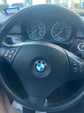 2010 BMW E90 3 Series Sedan - Image 9 of 13