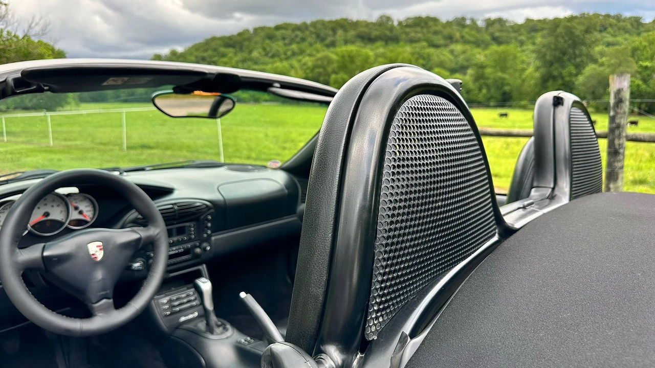 2000 Porsche 986 Boxster S - Image 13 of 31