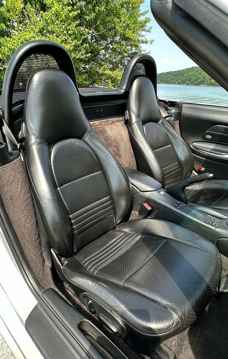 2000 Porsche 986 Boxster S - Image 14 of 31