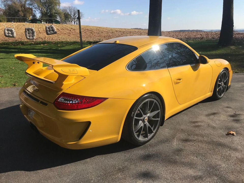 2011 Porsche 997 GT3 - Image 4 of 12