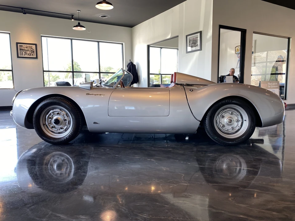 Porsche 550 - Image 11 of 31