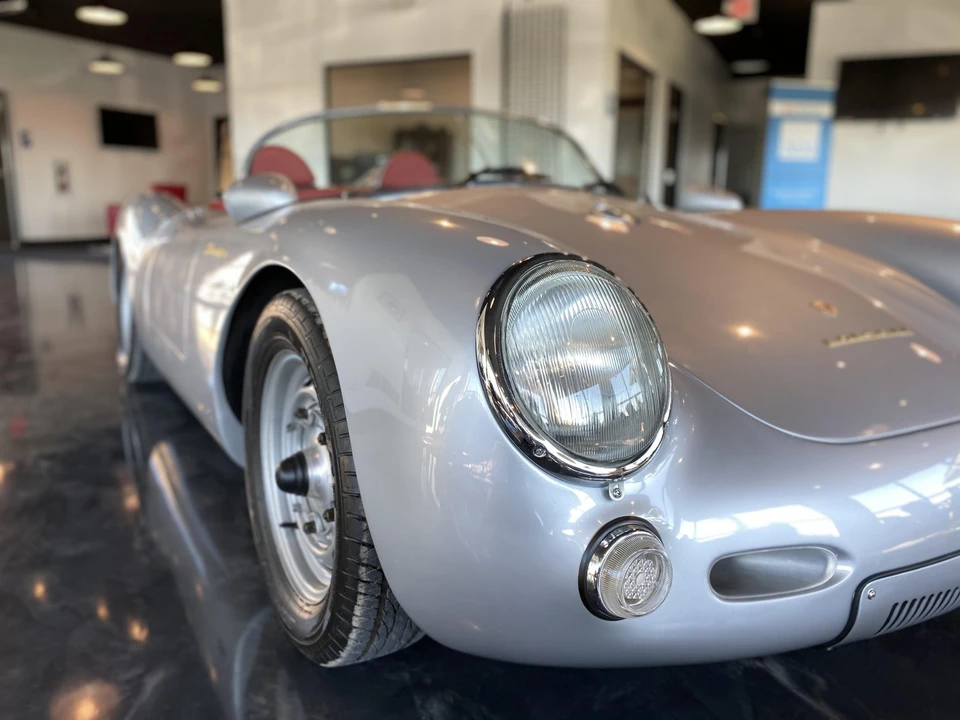 Porsche 550 - Image 25 of 31