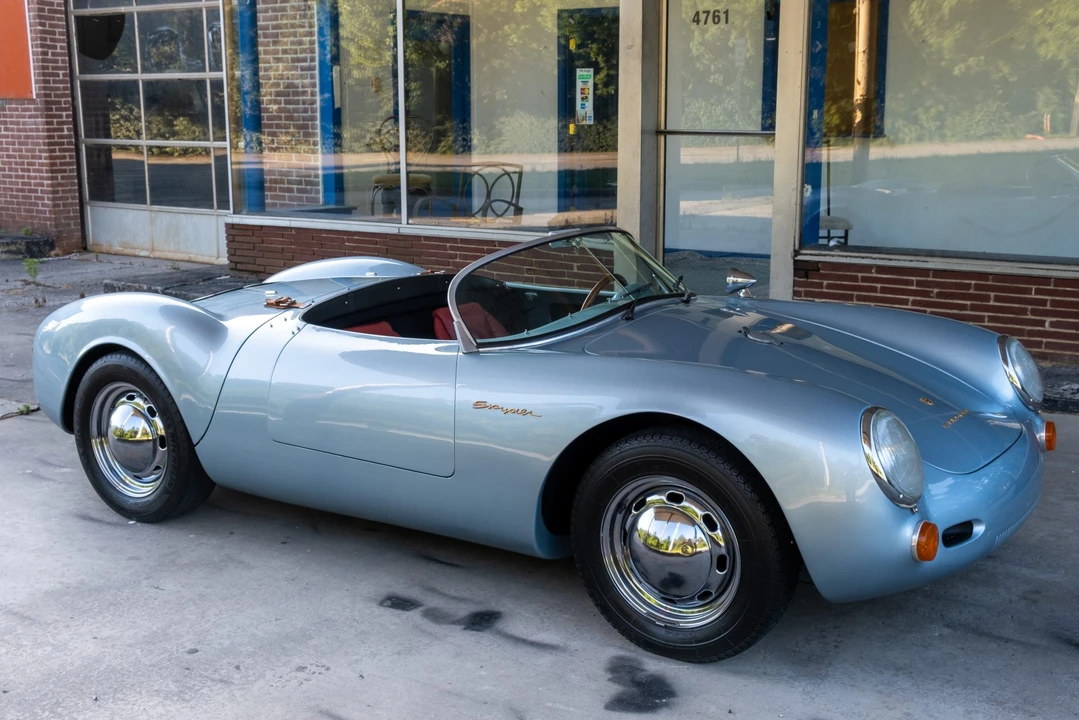 Porsche 550 - Image 4 of 31