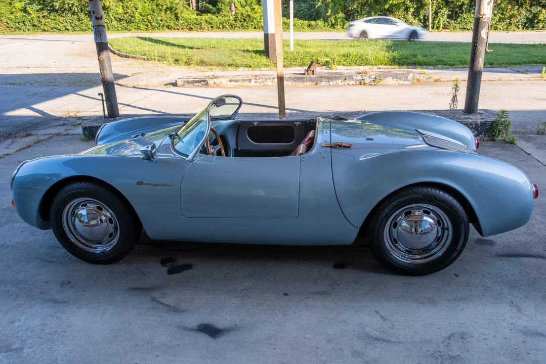 Porsche 550 - Image 15 of 31