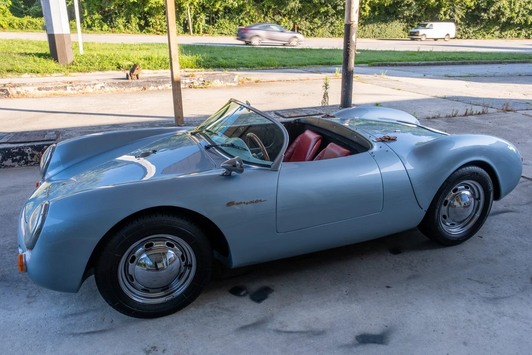 Porsche 550 - Image 13 of 31
