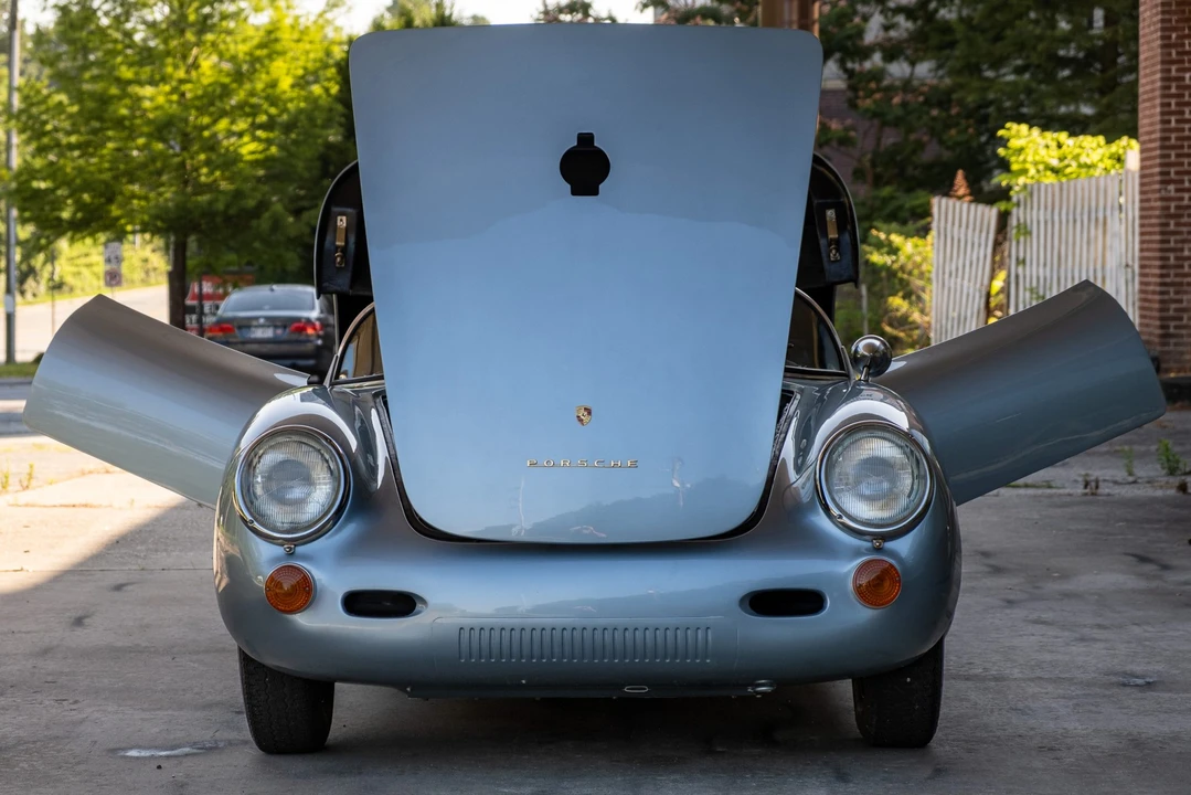 Porsche 550 - Image 28 of 31