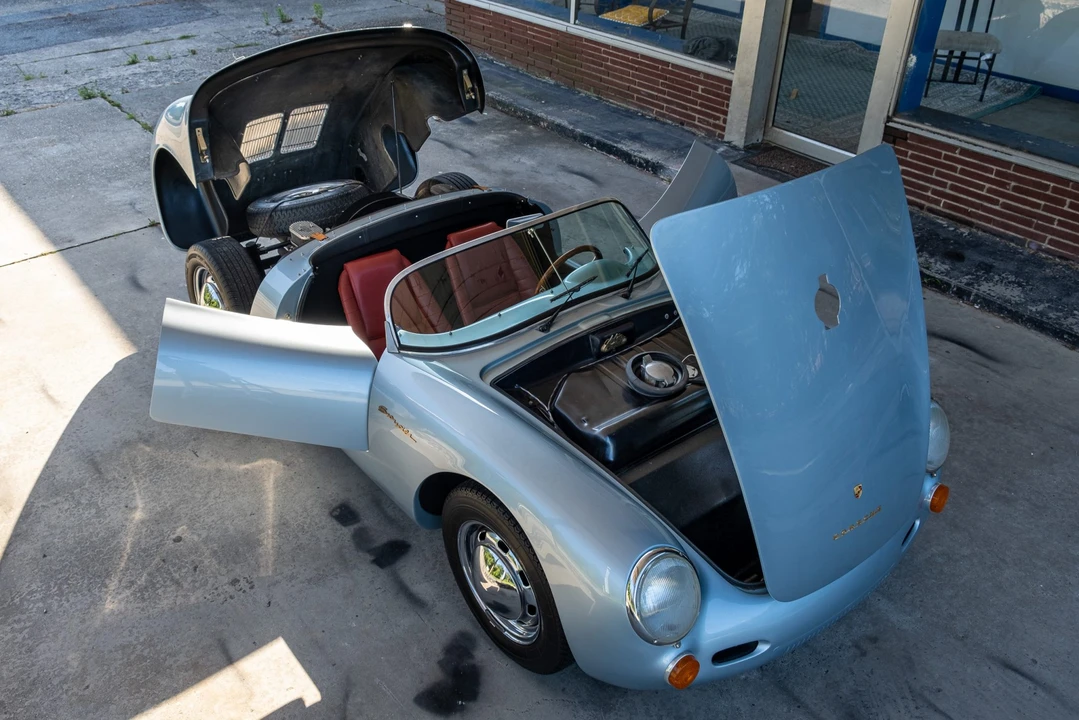 Porsche 550 - Image 27 of 31