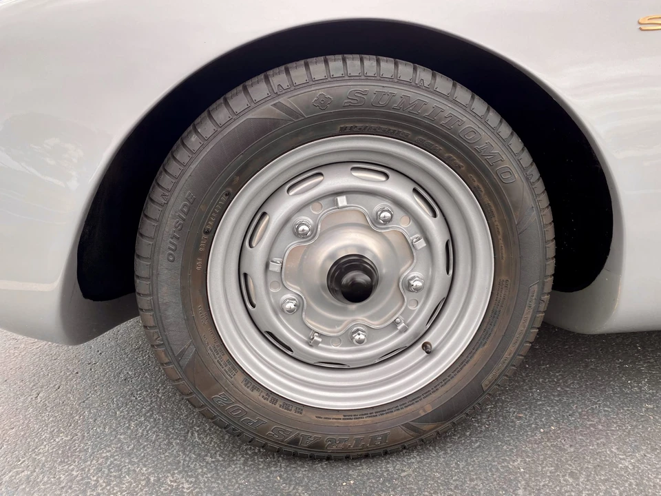 Porsche 550 - Image 21 of 31