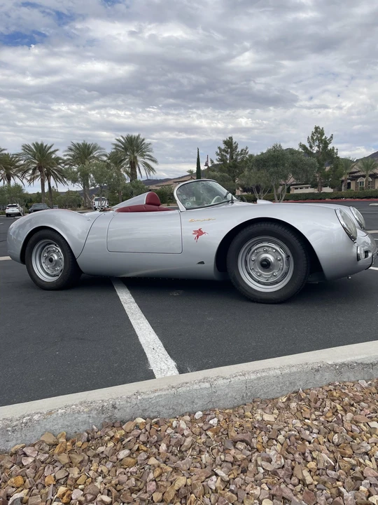 Porsche 550 - Image 9 of 31