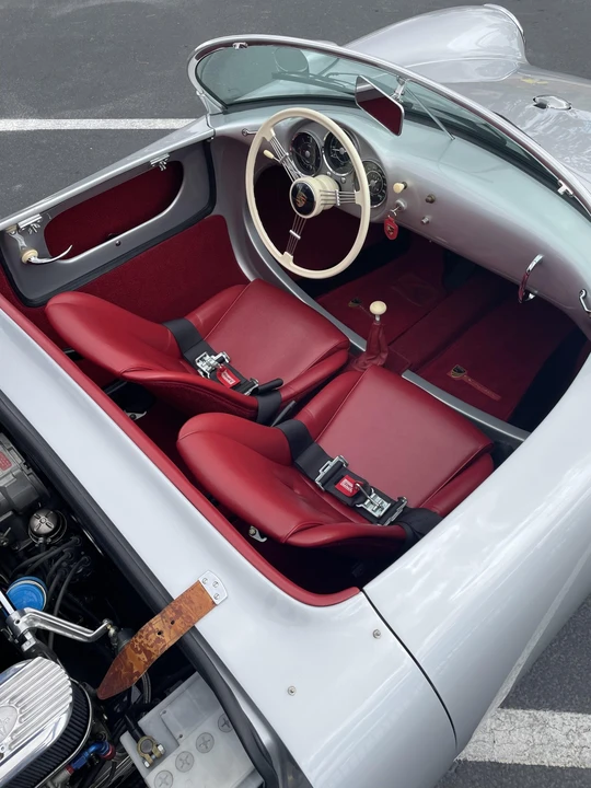 Porsche 550 - Image 27 of 31