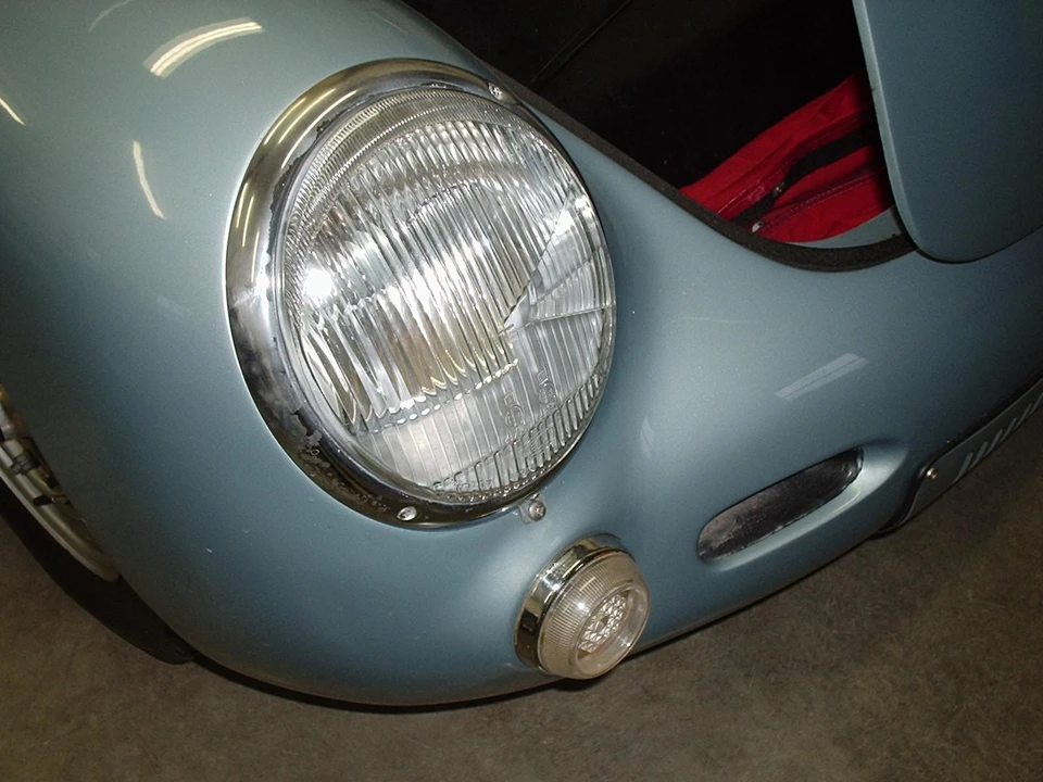 Porsche 550 - Image 10 of 31