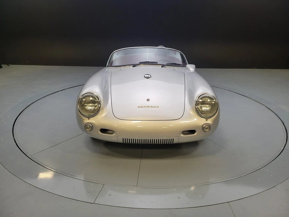 Porsche 550 - Image 10 of 31