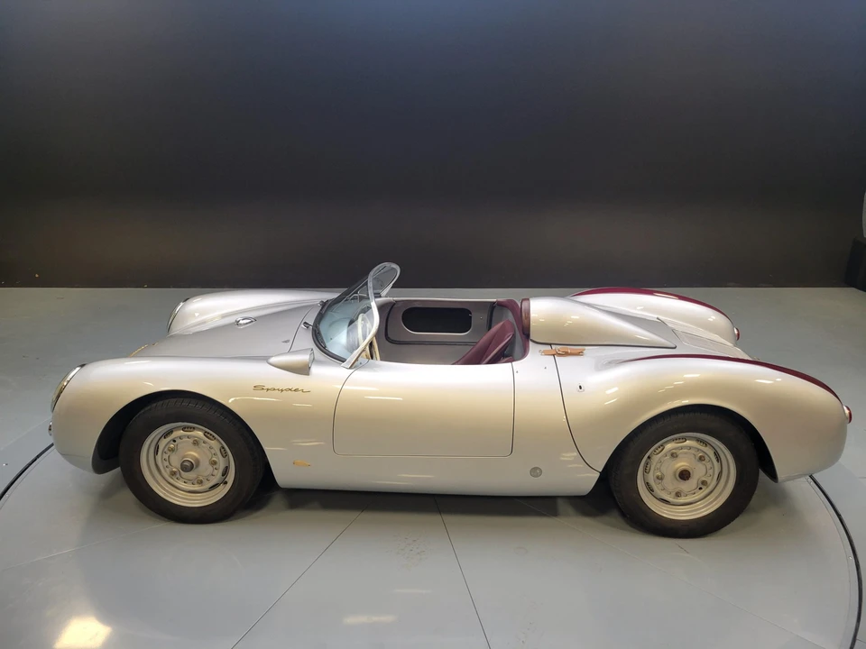 Porsche 550 - Image 17 of 31