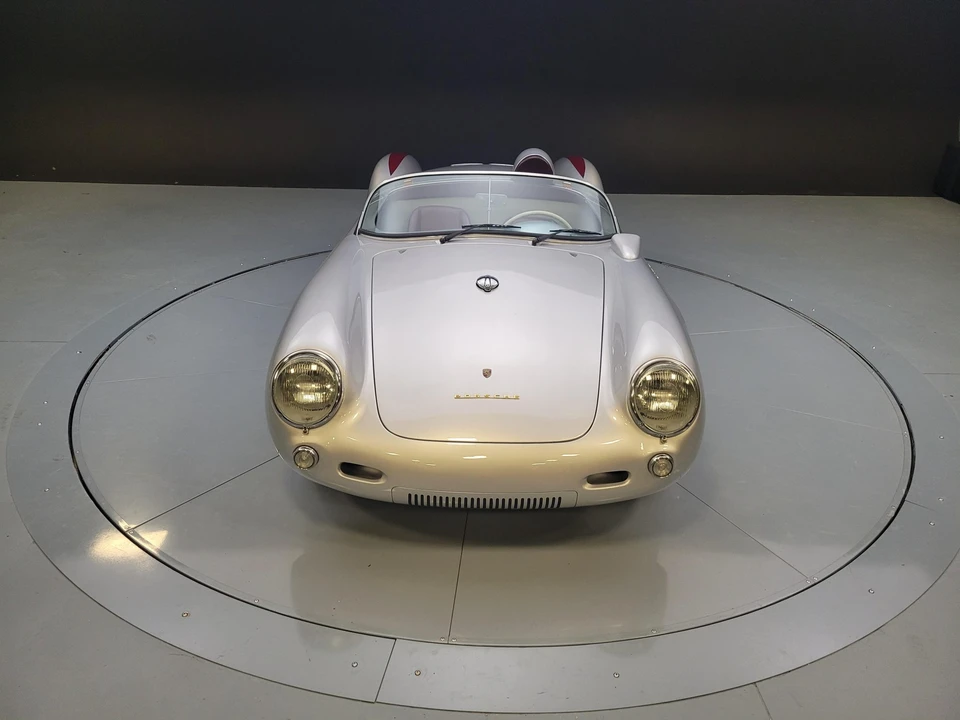 Porsche 550 - Image 11 of 31