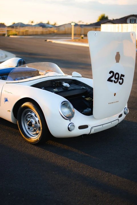 Porsche 550 - Image 16 of 31