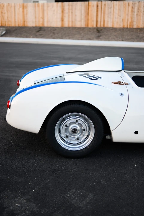 Porsche 550 - Image 21 of 31