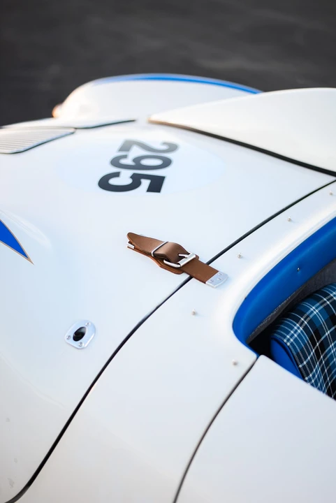 Porsche 550 - Image 29 of 31