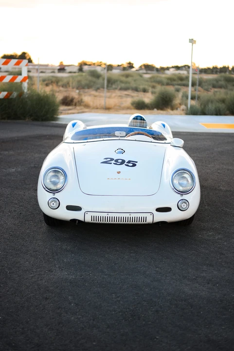 Porsche 550 - Image 4 of 31