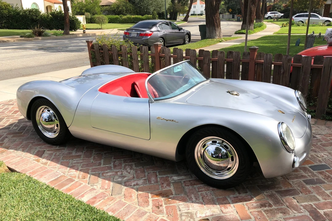 Porsche 550 - Image 2 of 31