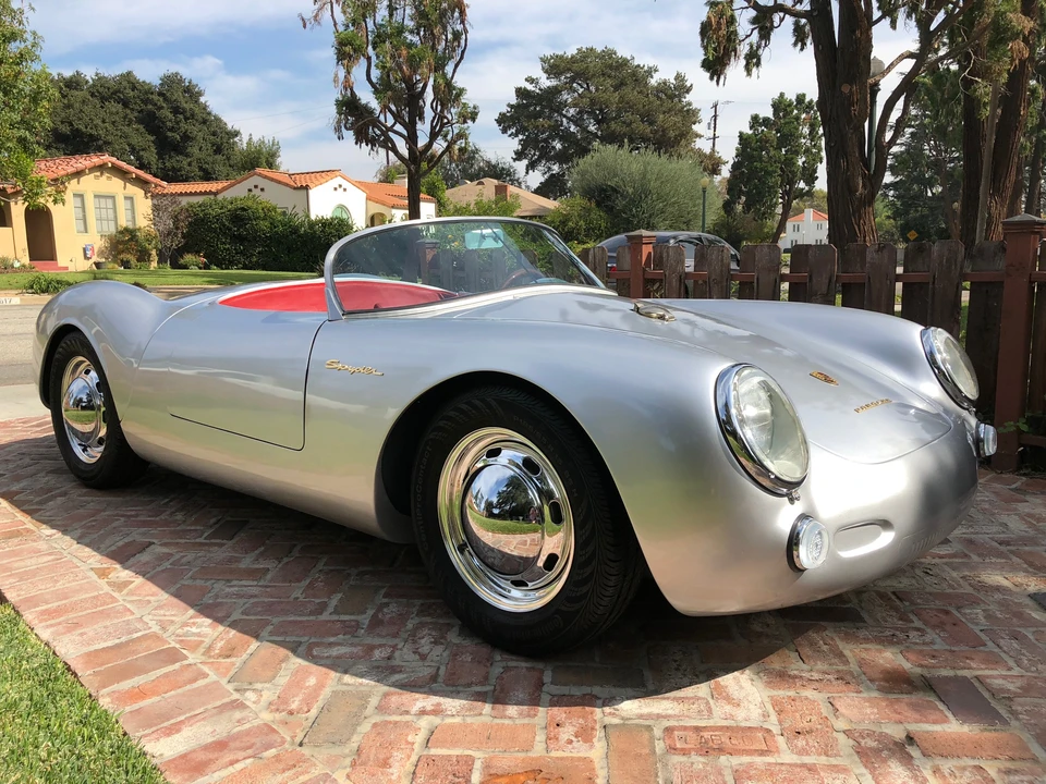 Porsche 550 - Image 4 of 31