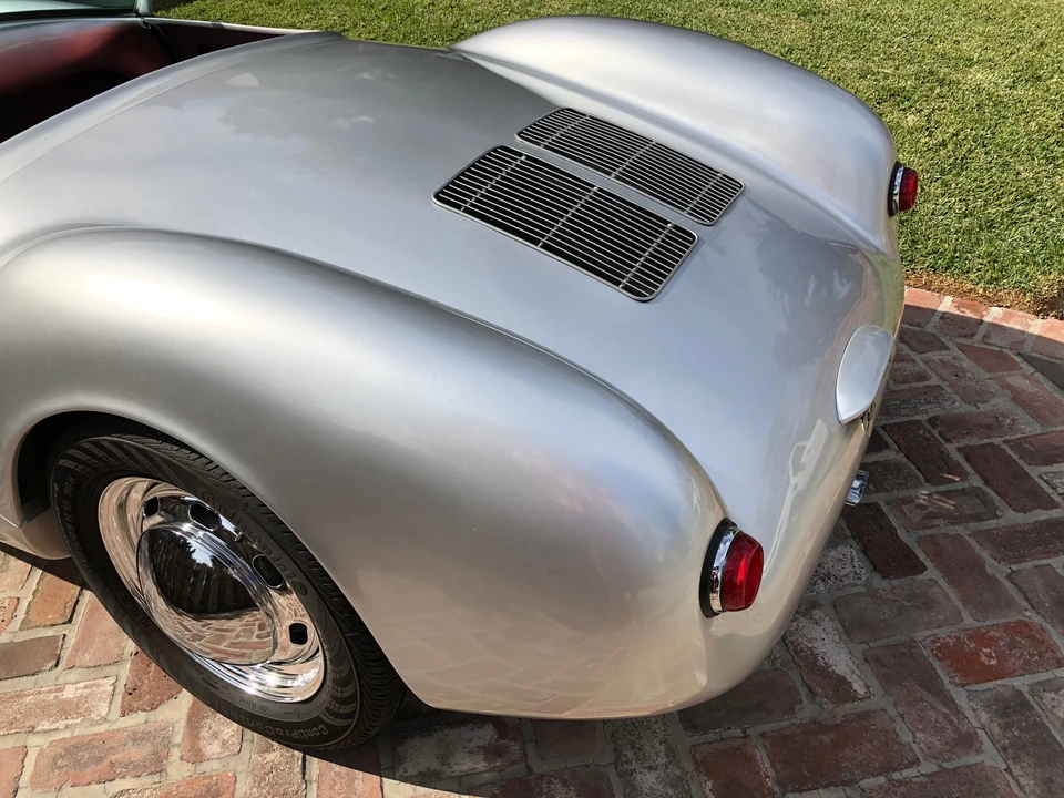 Porsche 550 - Image 10 of 31