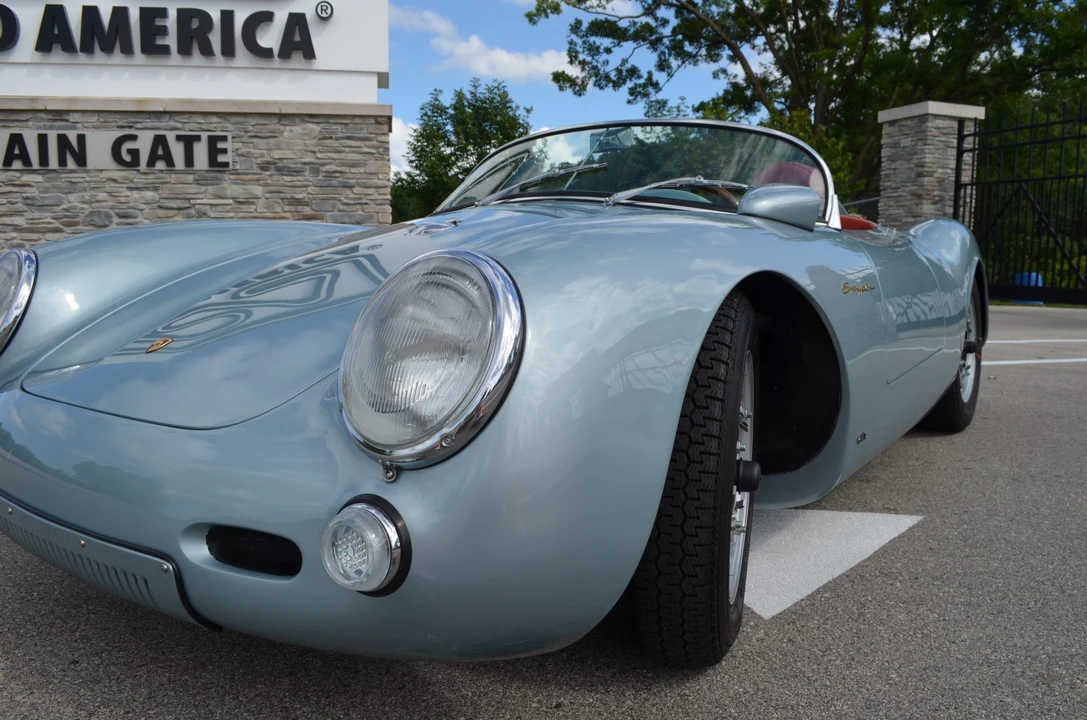 Porsche 550 - Image 26 of 31