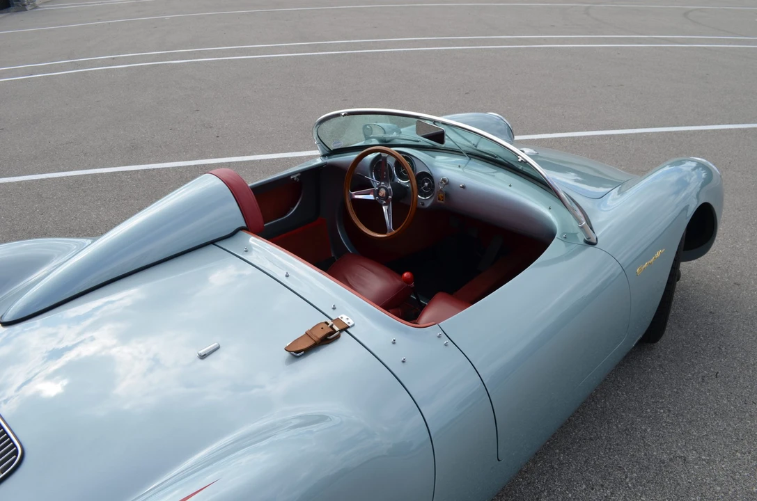 Porsche 550 - Image 28 of 31