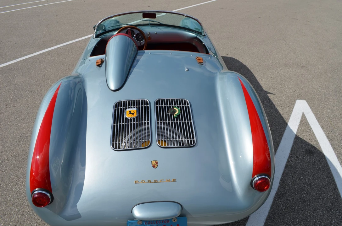 Porsche 550 - Image 10 of 31