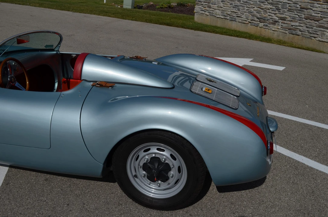 Porsche 550 - Image 18 of 31