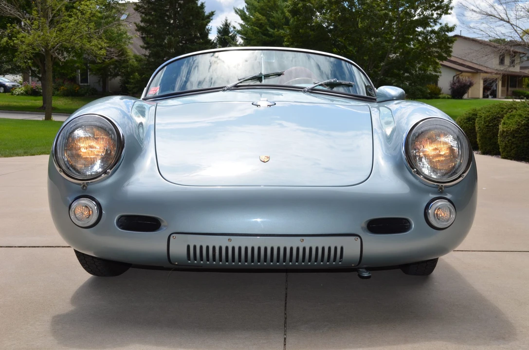 Porsche 550 - Image 3 of 31