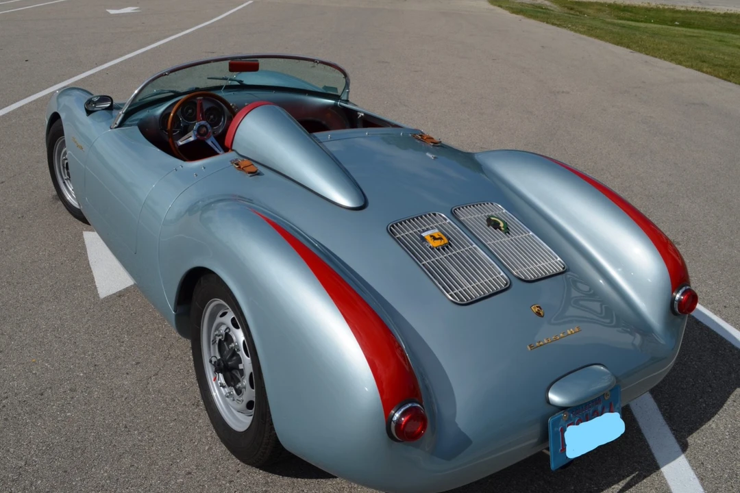 Porsche 550 - Image 8 of 31