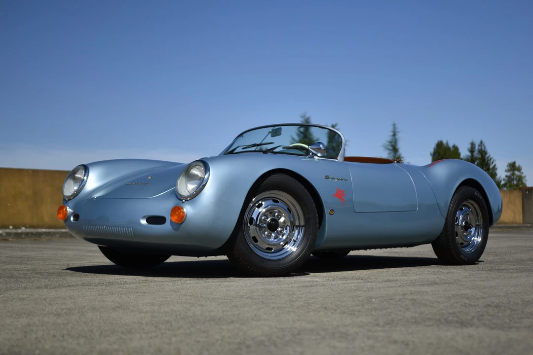 Porsche Sports Prototypes Replica - Image 4 of 31